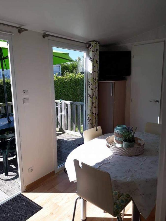Luxueuze Stacaravan In Bredene Met Eigen Terras En Tuintje Екстер'єр фото