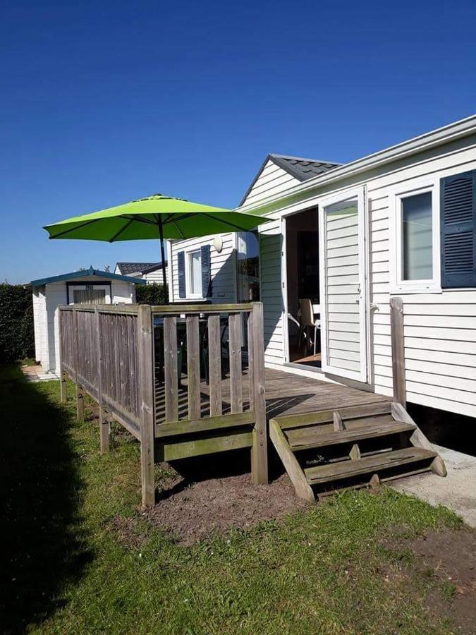Luxueuze Stacaravan In Bredene Met Eigen Terras En Tuintje Екстер'єр фото